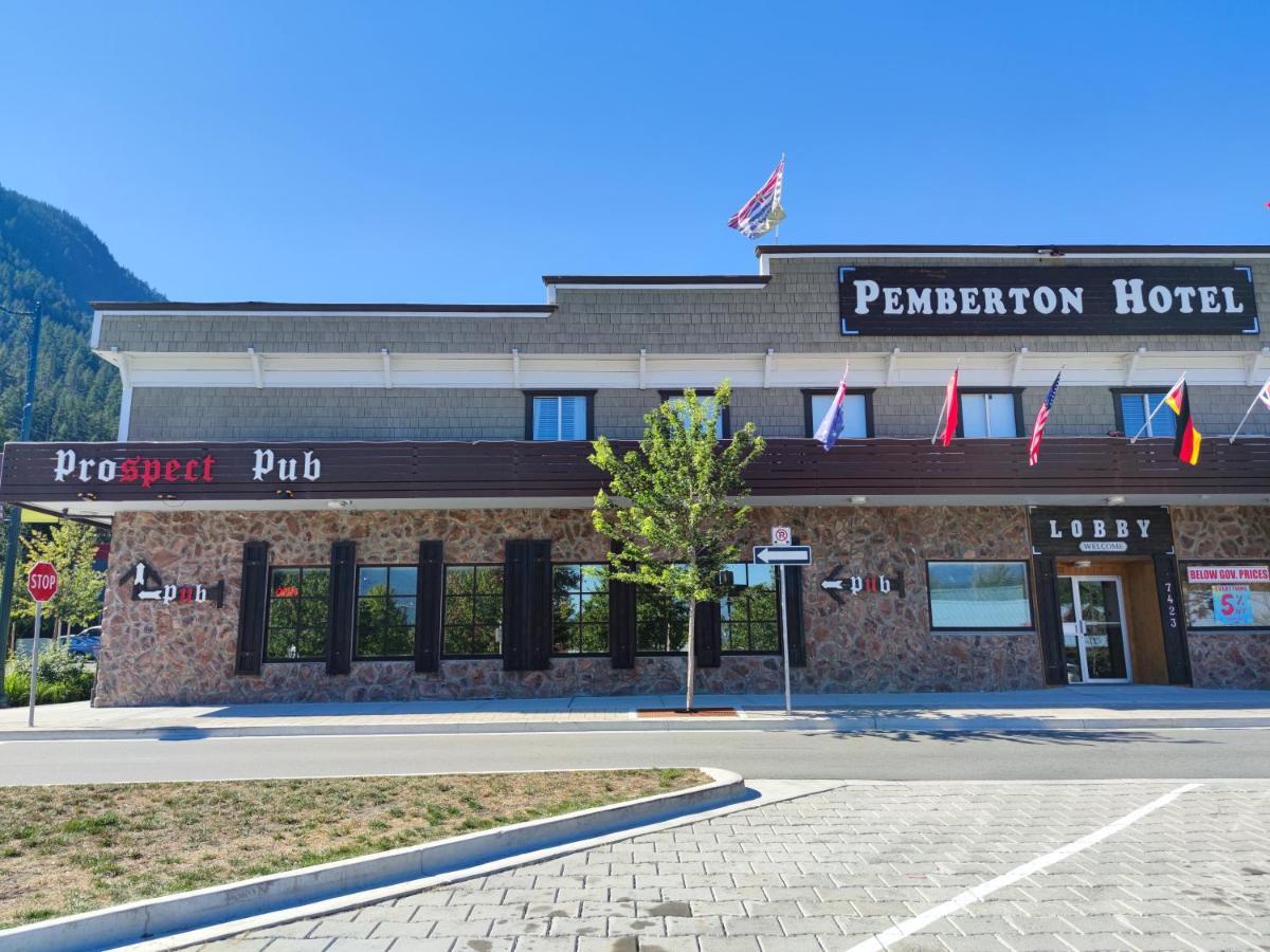 Pemberton Hotel Exterior photo