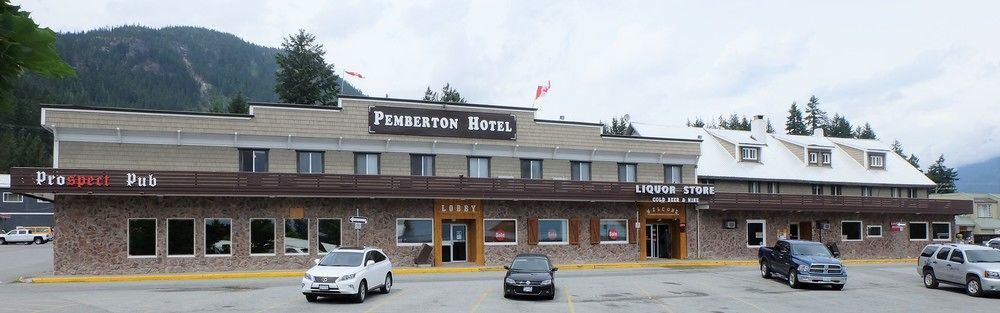 Pemberton Hotel Exterior photo